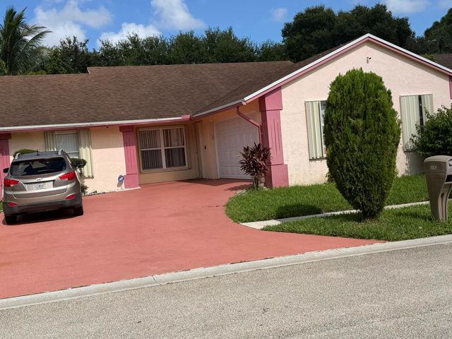5842 LAKE GEORGE Place, Lake Worth, FL 33463