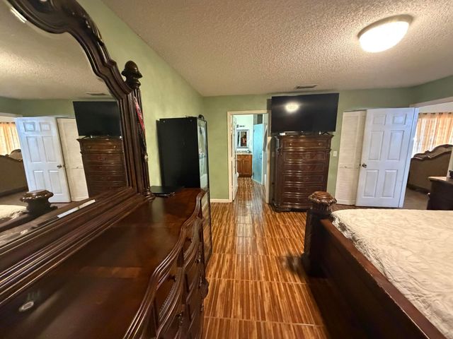 5842 LAKE GEORGE Place, Lake Worth, FL 33463