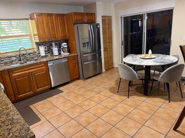 5842 LAKE GEORGE Place, Lake Worth, FL 33463