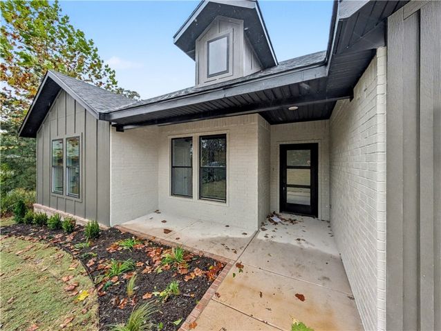 4 ABERFELD Place, Bella Vista, AR 72715