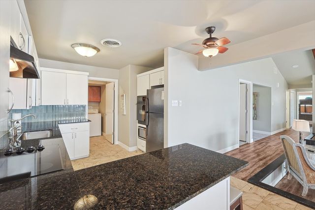 80 Bayside Circle, Gainesville, TX 76240