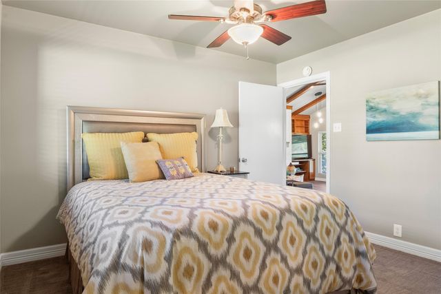 80 Bayside Circle, Gainesville, TX 76240