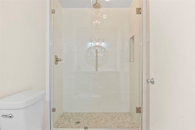 80 Bayside Circle, Gainesville, TX 76240