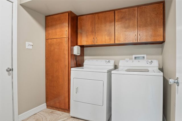 80 Bayside Circle, Gainesville, TX 76240