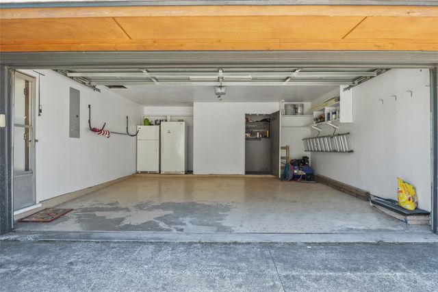 80 Bayside Circle, Gainesville, TX 76240