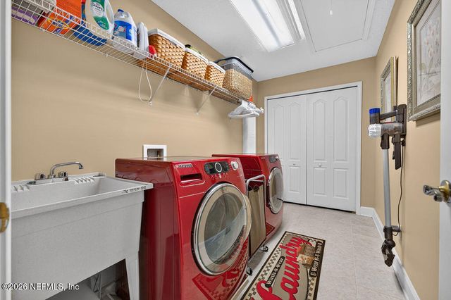 3881 REDS GAIT Lane, Jacksonville, FL 32223