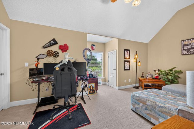 3881 REDS GAIT Lane, Jacksonville, FL 32223