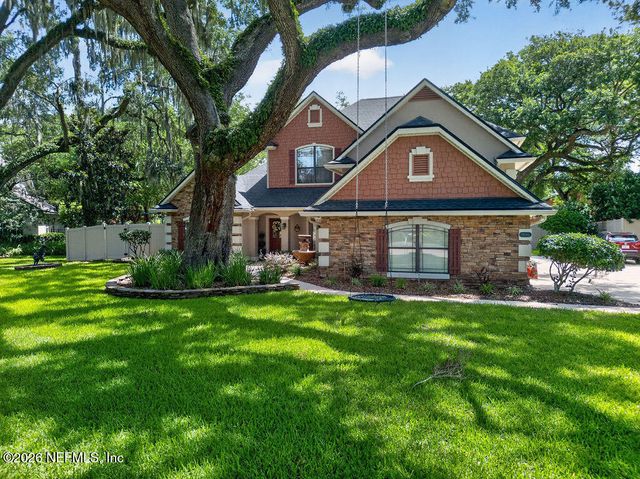 3881 REDS GAIT Lane, Jacksonville, FL 32223