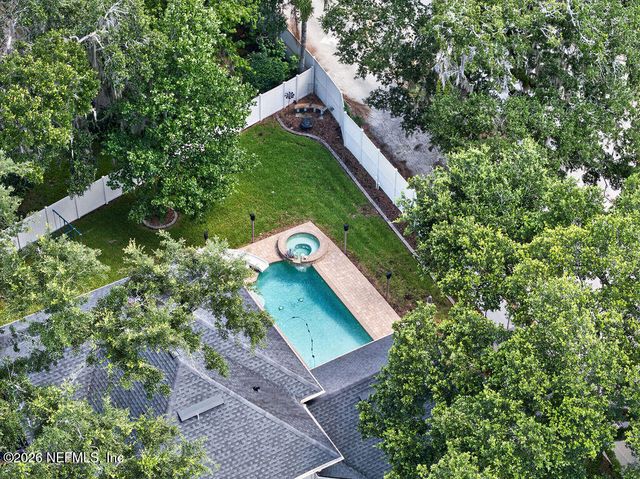 3881 REDS GAIT Lane, Jacksonville, FL 32223
