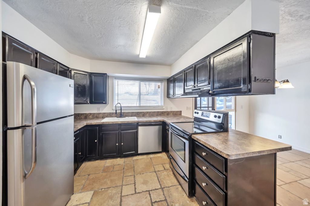 2969 S 625 W, Bountiful, UT 84010 — photo 5
