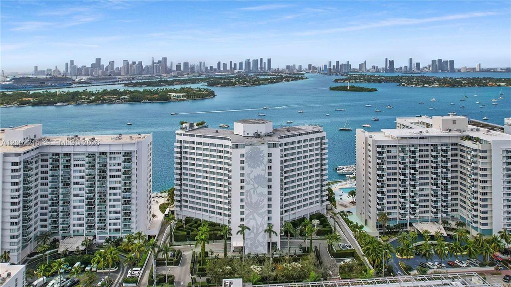 1100 West Avenue 1115, Miami Beach, FL 33139