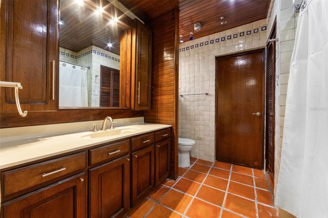 550 WAYMOUTH, MIRAMAR, San Juan, PR 00907