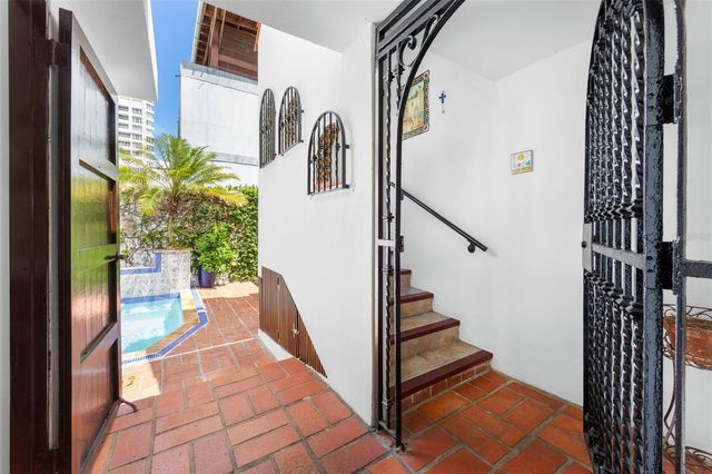 550 WAYMOUTH, MIRAMAR, San Juan, PR 00907