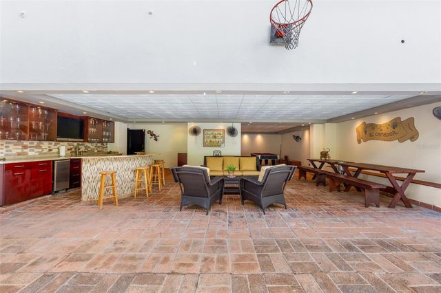 550 WAYMOUTH, MIRAMAR, San Juan, PR 00907