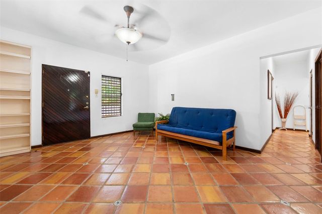 550 WAYMOUTH, MIRAMAR, San Juan, PR 00907