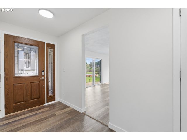 16950 S REDLAND Rd, Oregon City, OR 97045