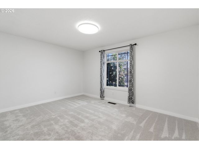 16950 S REDLAND Rd, Oregon City, OR 97045