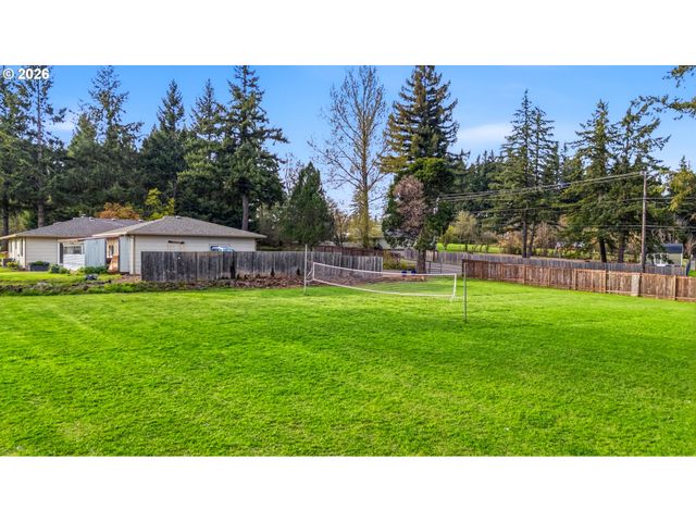 16950 S REDLAND Rd, Oregon City, OR 97045