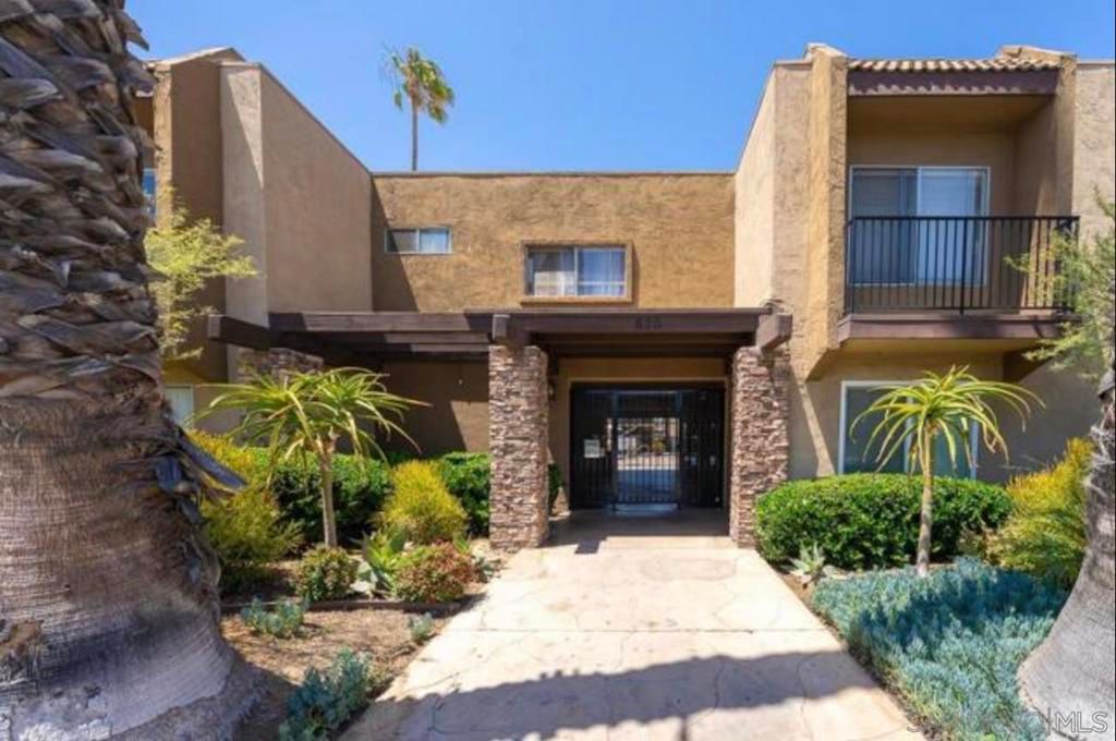 620 E Lexington 5, El Cajon, CA 92020