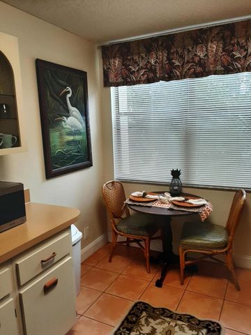 955 Egret Circle 301, Delray Beach, FL 33444