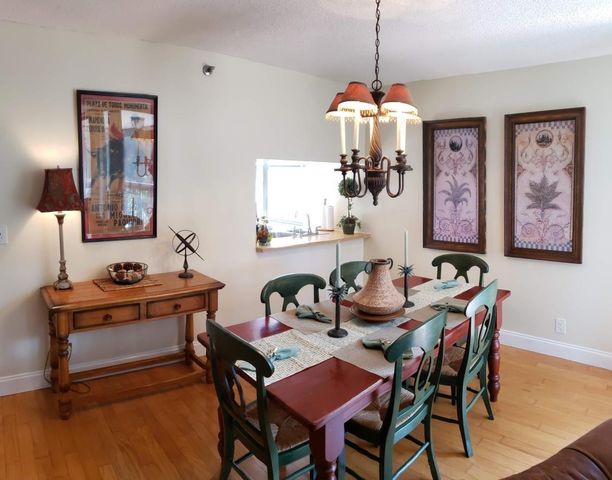 955 Egret Circle 301, Delray Beach, FL 33444