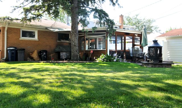 1201 Raymond Avenue, La Grange Park, IL 60526