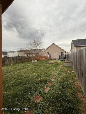 5224 Cypress Ct, Shelbyville, KY 40065