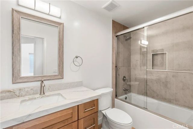 215 Oceanside Blvd 2, Oceanside, CA 92054