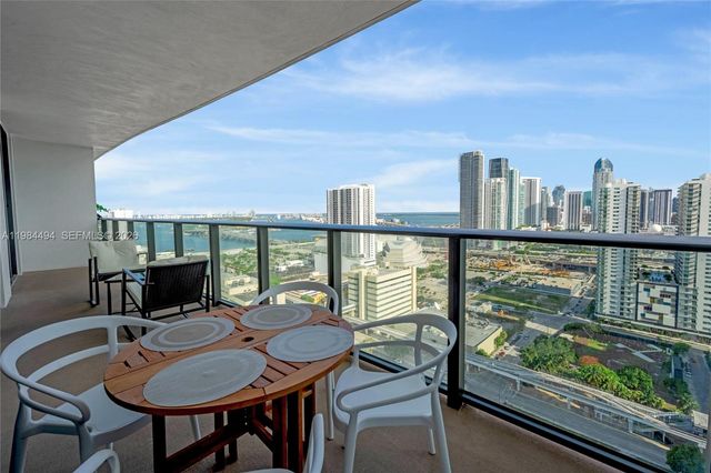 1600 NE 1st Ave 2809, Miami, FL 33132