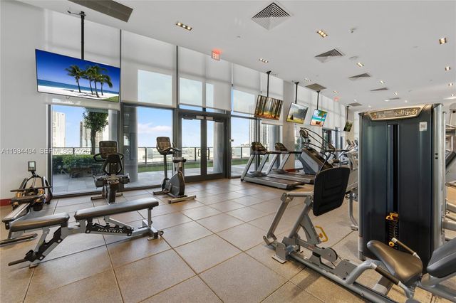 1600 NE 1st Ave 2809, Miami, FL 33132