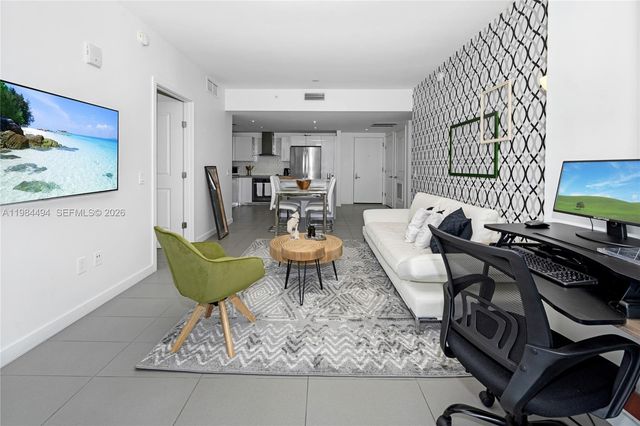 1600 NE 1st Ave 2809, Miami, FL 33132