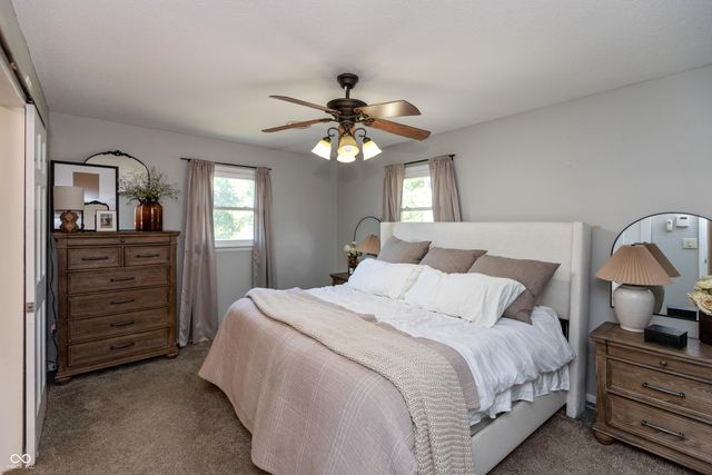 8560 N Lakewood Place, West Terre Haute, IN 47885