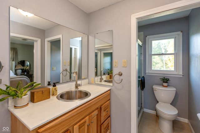 8560 N Lakewood Place, West Terre Haute, IN 47885