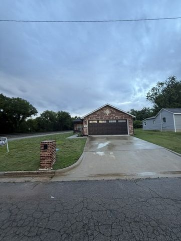700 Carter Street, Sulphur Springs, TX 75482