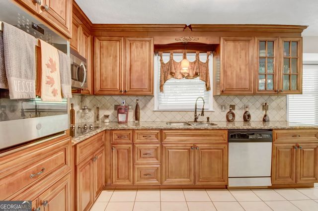 4742 Mercer Road, Stone Mountain, GA 30083