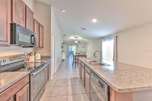 17334 WHITE MANGROVE DRIVE, Wimauma, FL 33598
