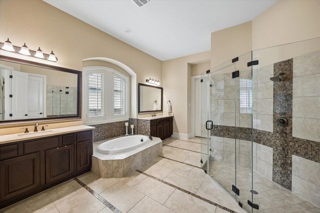 123 N Thatcher Bend Circle, The Woodlands, TX 77389