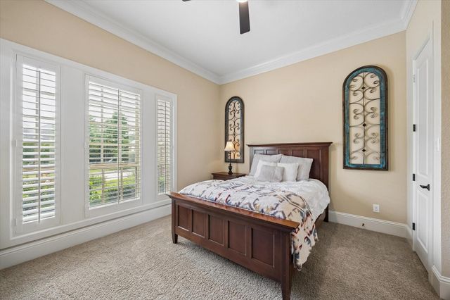 123 N Thatcher Bend Circle, The Woodlands, TX 77389