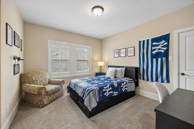 123 N Thatcher Bend Circle, The Woodlands, TX 77389