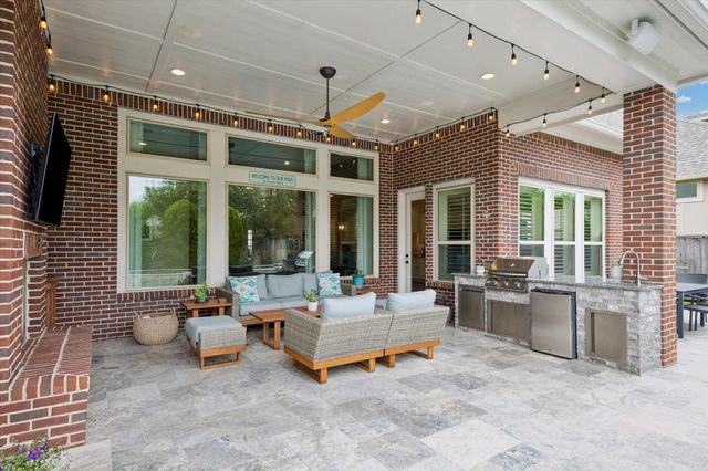 123 N Thatcher Bend Circle, The Woodlands, TX 77389