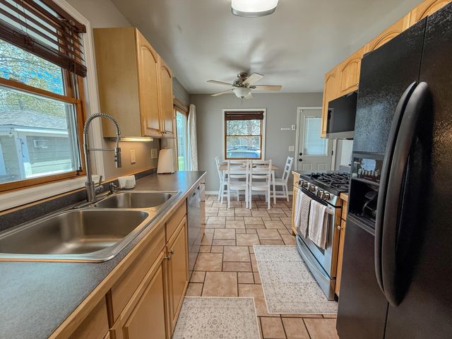 10821 Kumquat Street NW, Coon Rapids, MN 55448