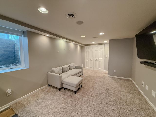 10821 Kumquat Street NW, Coon Rapids, MN 55448