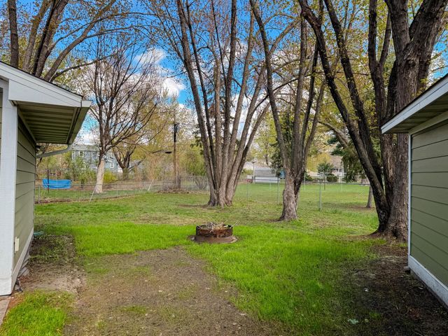 10821 Kumquat Street NW, Coon Rapids, MN 55448