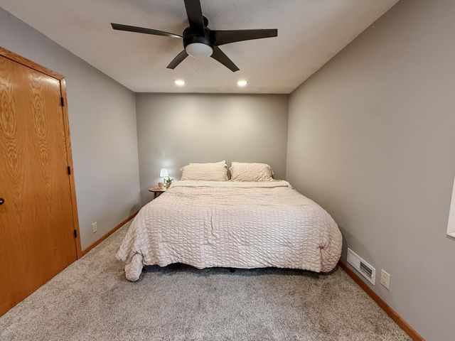 10821 Kumquat Street NW, Coon Rapids, MN 55448