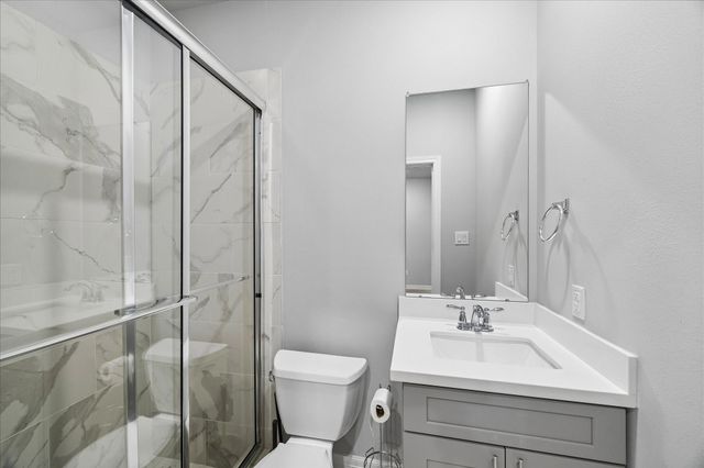 2407 Lawrence Street, Houston, TX 77008