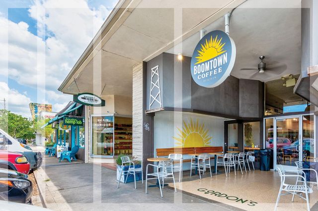 2407 Lawrence Street, Houston, TX 77008