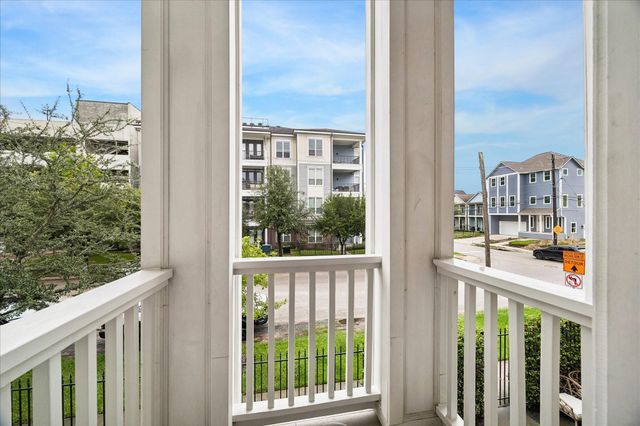 2407 Lawrence Street, Houston, TX 77008