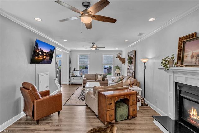 3864 Border WAY, Virginia Beach, VA 23456