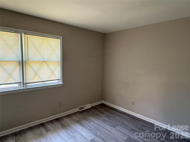 524 Echodale Drive, Charlotte, NC 28217