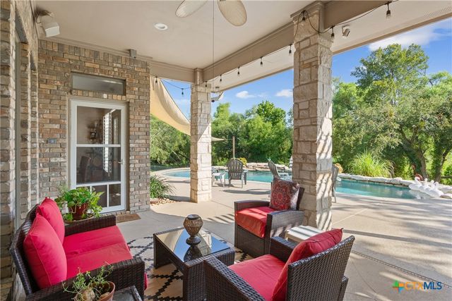 2726 Winners Circle, Salado, TX 76571